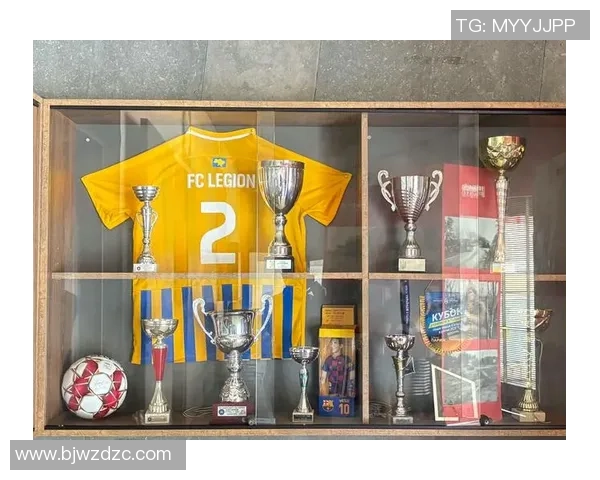 十五号球衣的传奇足球明星们与他们的辉煌成就回顾